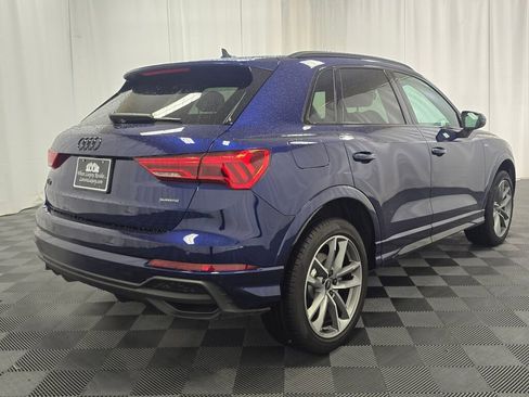 Used 2024 Audi Q3 2.0T Premium w/ Convenience Package image 6