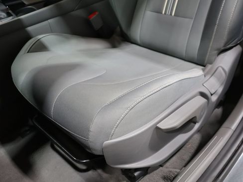 Used 2023 Hyundai Elantra SEL w/ Convenience Package FWD image 12