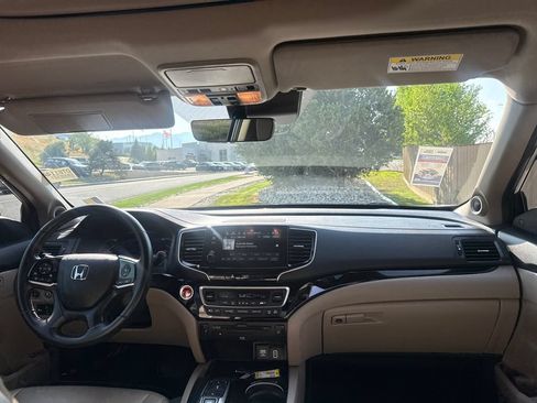 Used 2021 Honda Pilot Touring image 27
