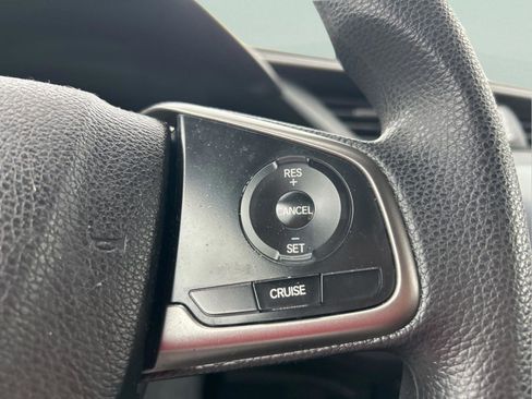 Used 2018 Honda Civic EX image 15