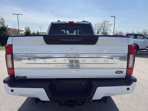 Used 2021 Ford F250 Platinum w/ FX4 Off-Road Package image 6