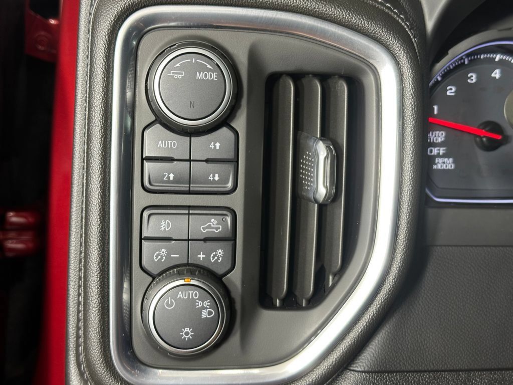 Used 2020 Chevrolet Silverado 1500 LT Trail Boss AWD/4WD image 22