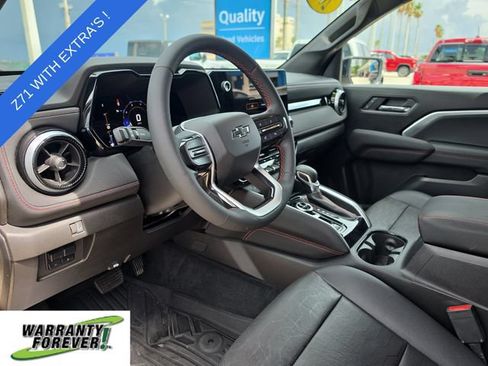 Used 2023 Chevrolet Colorado Z71 w/ Z71 Convenience Package 2 AWD/4WD image 13