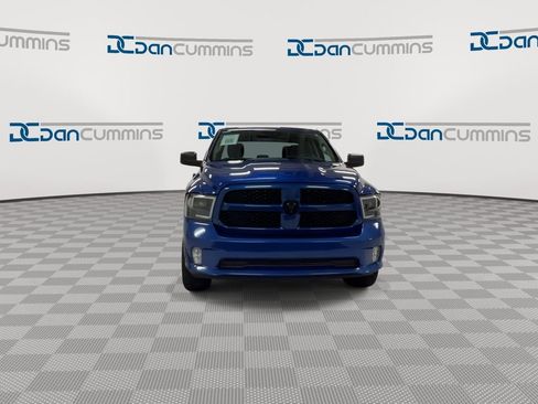 Used 2017 RAM 1500 Express w/ Express Value Package RWD image 3