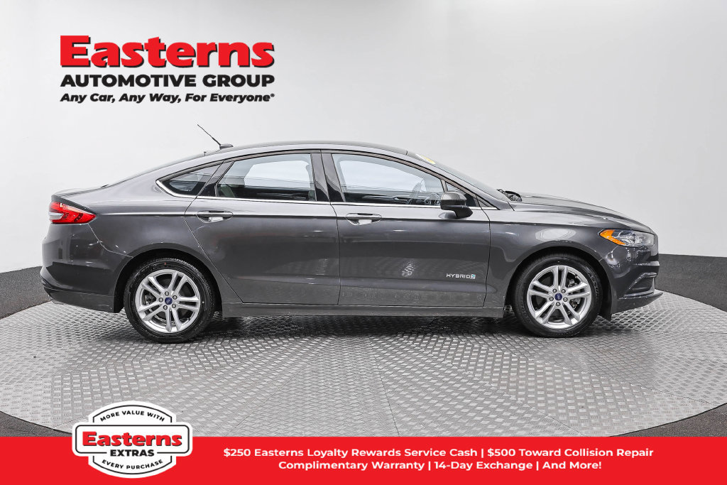 Used 2018 Ford Fusion S FWD image 5