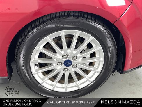 Used 2013 Ford C-MAX SEL image 14