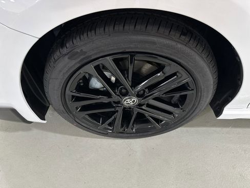 Used 2026 Toyota Camry SE w/ Multimedia Upgrade Package image 11