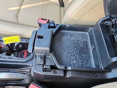 Used 2018 Jeep Wrangler Unlimited Sahara w/ Dual Top Group image 33