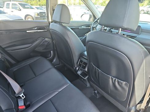 Used 2024 Kia Seltos EX AWD/4WD image 11