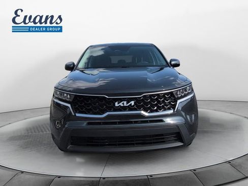 Used 2023 Kia Sorento LX image 11