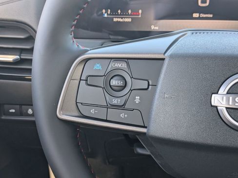 New 2026 Nissan Sentra SR w/ SR Premium Package FWD image 16