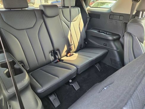 Used 2025 Hyundai Palisade SEL AWD/4WD image 18