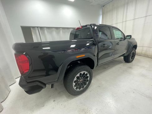 New 2026 GMC Canyon AT4 AWD/4WD image 4