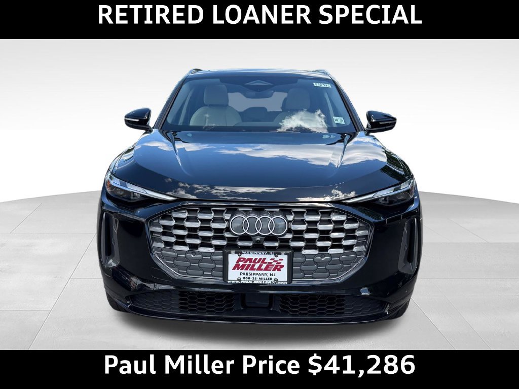 Used 2025 Audi Q5 Premium w/ Convenience Package AWD/4WD image 2