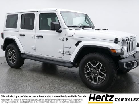 Used 2025 Jeep Wrangler Unlimited Sahara AWD/4WD image 1