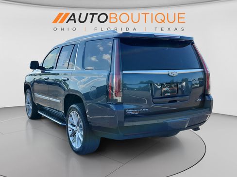 Used 2020 Cadillac Escalade Luxury AWD/4WD image 3