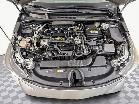 Used 2020 Toyota Corolla XSE image 39