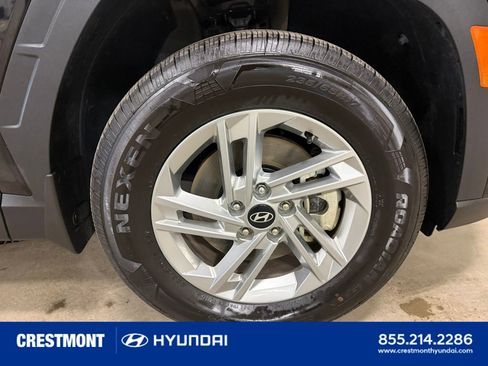 Used 2025 Hyundai Tucson SE AWD/4WD image 35