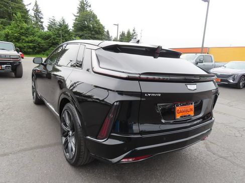 Used 2024 Cadillac Lyriq Sport RWD image 5
