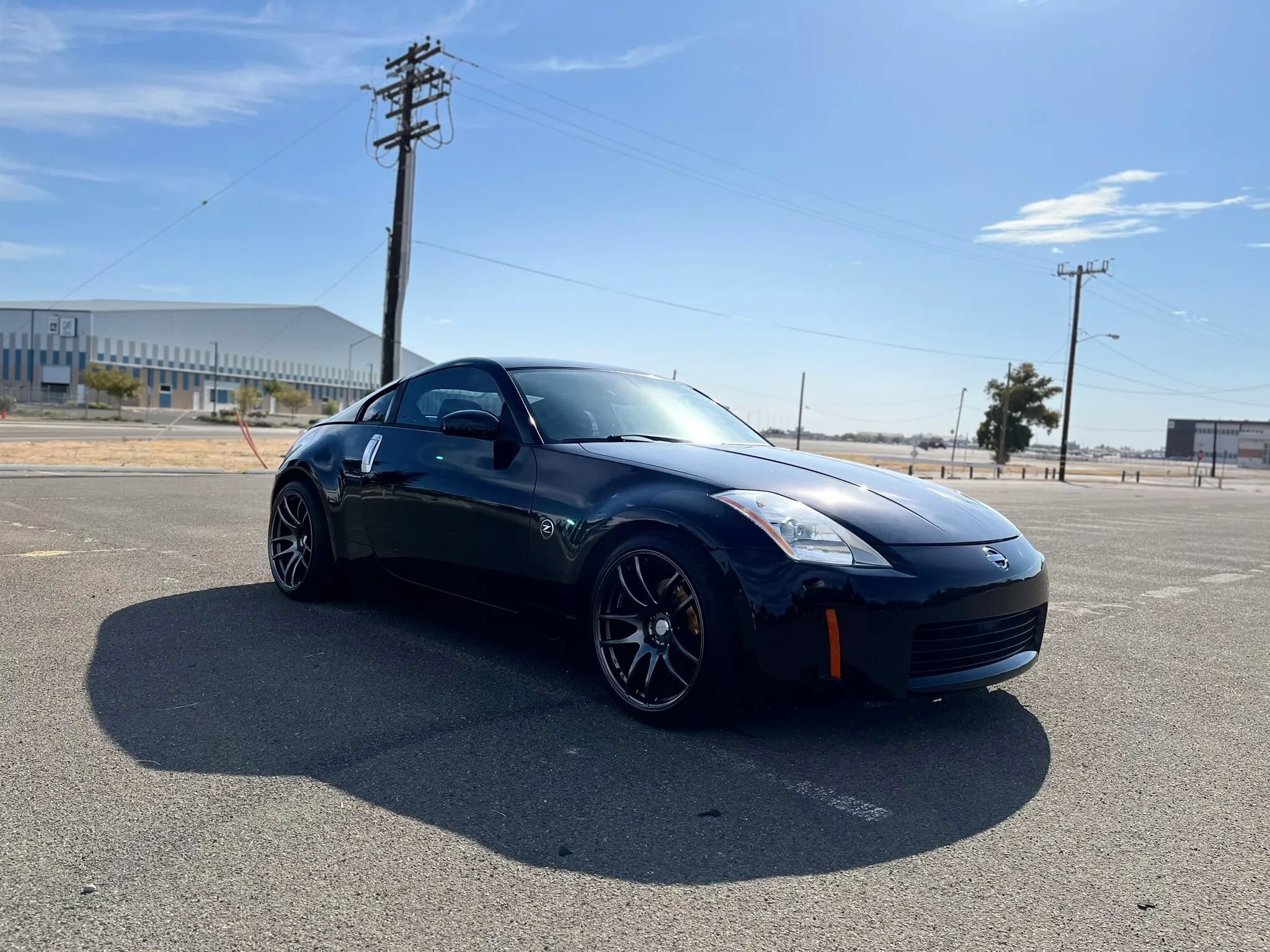 Used 2005 Nissan 350Z Performance RWD image 3