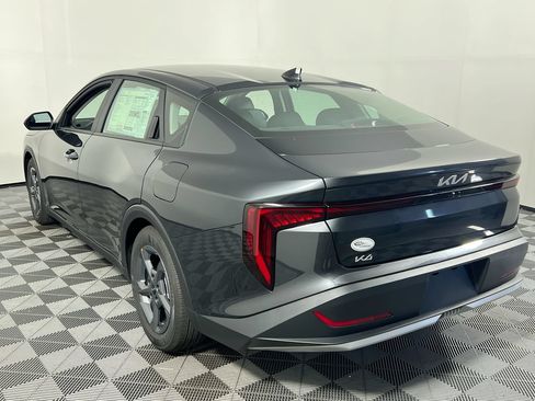 New 2026 Kia K4 FWD image 7