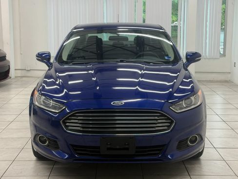 Used 2014 Ford Fusion SE FWD image 2