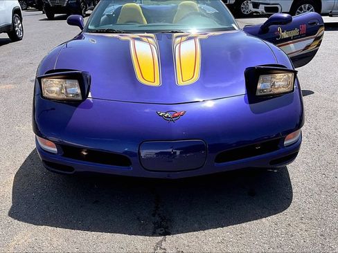 Used 1998 Chevrolet Corvette Convertible w/ Memory Pkg RWD image 27