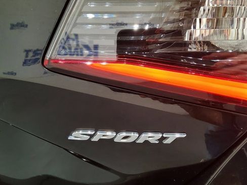 Used 2022 Honda Civic Sport image 40