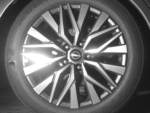 Used 2026 Nissan Altima 2.5 SV FWD image 18