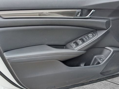 Used 2021 Honda Accord Sport image 26