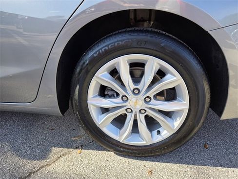 Used 2024 Chevrolet Malibu LT image 16