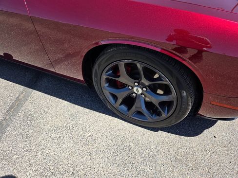 Used 2018 Dodge Challenger SXT Plus RWD image 11