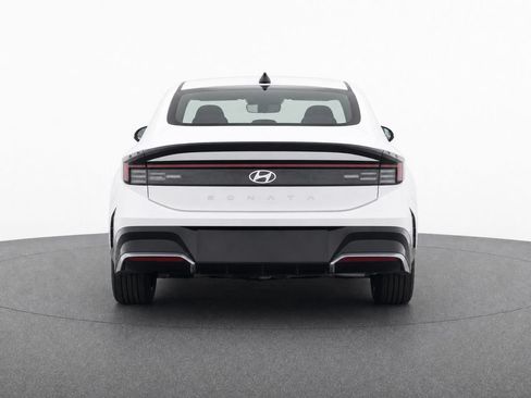Used 2025 Hyundai Sonata SEL FWD image 7