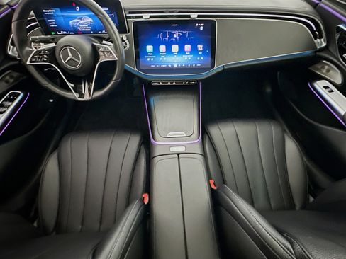 Used 2025 Mercedes-Benz E 450 4MATIC Sedan w/ Night Package image 19