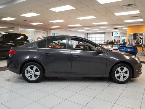 Used 2015 Chevrolet Cruze LT image 15