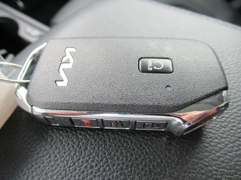 Used 2023 Kia Sportage SX FWD image 33