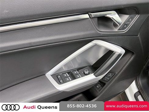 Used 2023 Audi Q3 2.0T Premium w/ Convenience Package image 15