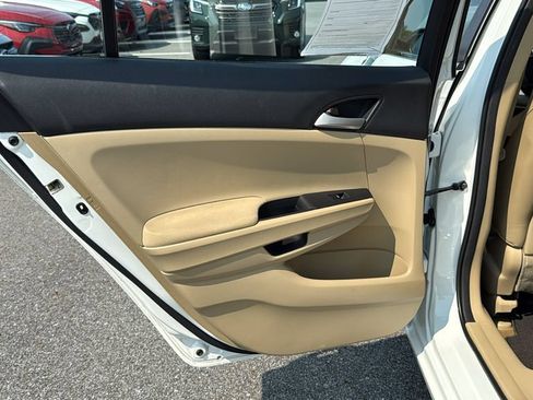 Used 2012 Honda Accord SE image 21
