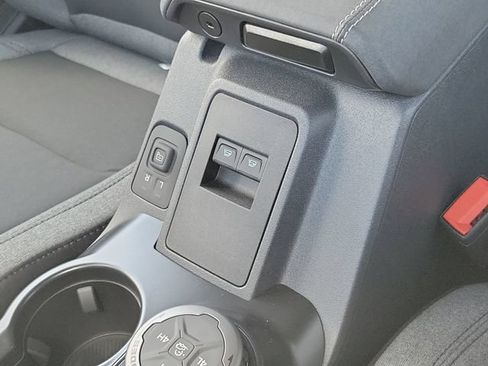 New 2026 Ford Bronco 2-Door AWD/4WD image 28