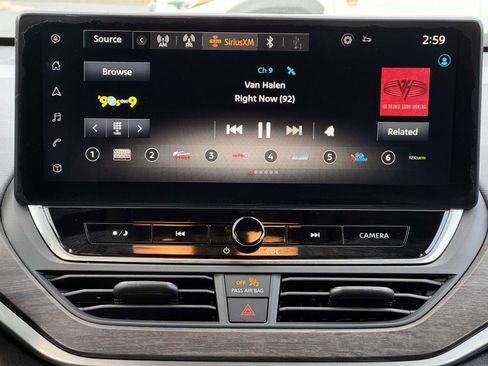 Used 2024 Nissan Altima 2.5 SL image 16