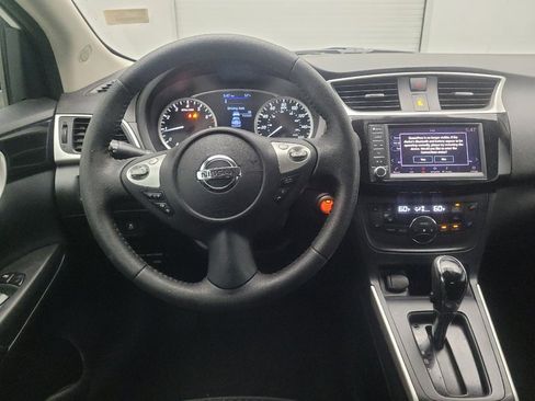 Used 2019 Nissan Sentra SV FWD image 22