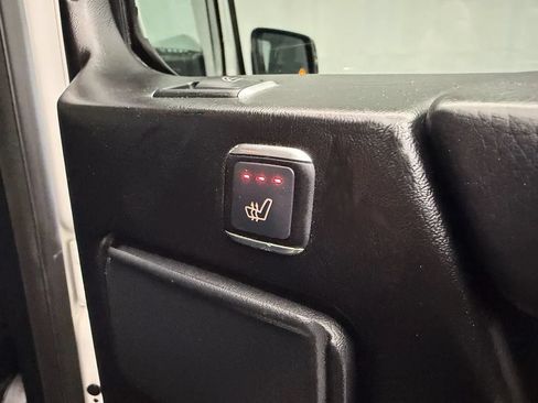 Used 2017 Mercedes-Benz G 550 image 26