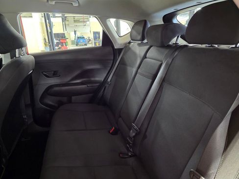Certified 2024 Hyundai Kona SE image 14