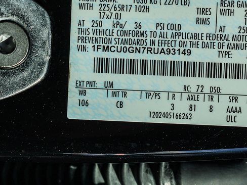 Used 2024 Ford Escape Active image 25