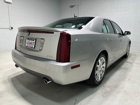 Used 2005 Cadillac STS V8 w/ Preferred Equipment Group image 5
