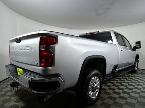 Used 2022 Chevrolet Silverado 3500 LT image 11