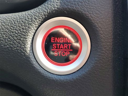 Used 2020 Honda CR-V Touring image 32