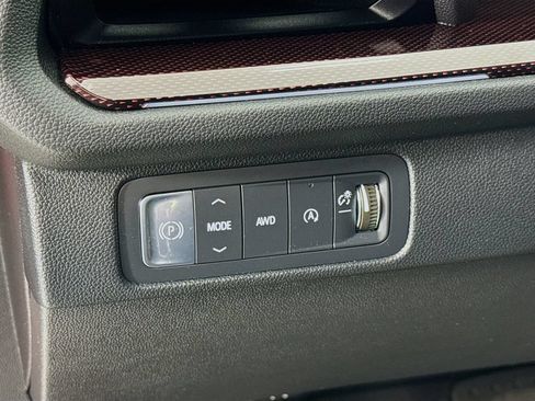 Used 2024 Chevrolet Traverse RS AWD/4WD image 10