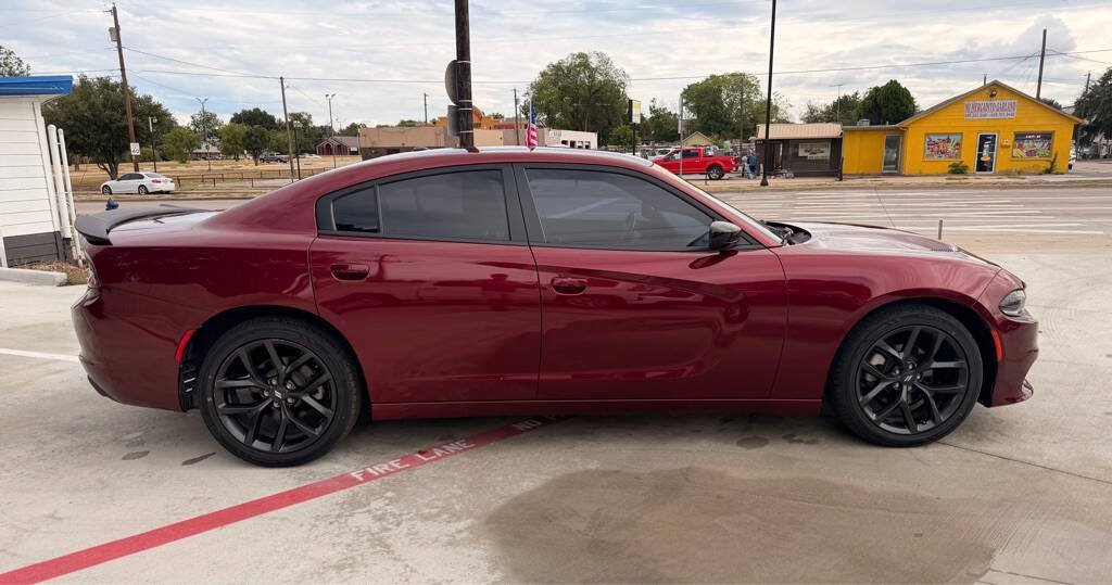 Used 2021 Dodge Charger SXT w/ Blacktop Package RWD image 6