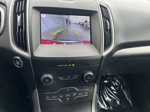Used 2019 Ford Edge SEL FWD image 20